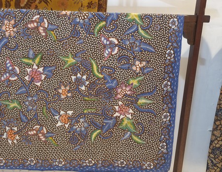 Batik Dewi Saraswati